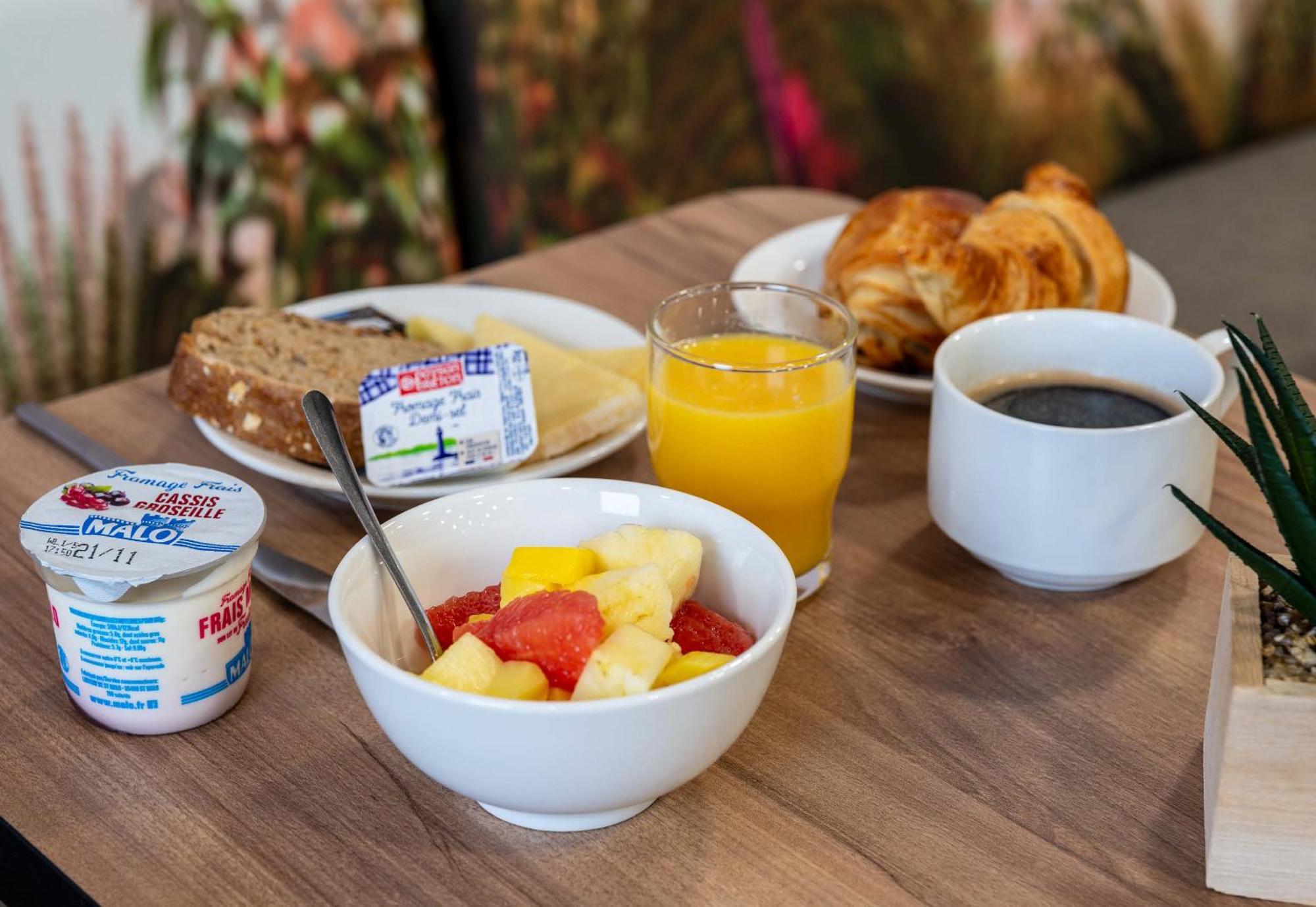 B&B Hotel Lille Grand Stade Villeneuve-d'Ascq Eksteriør billede